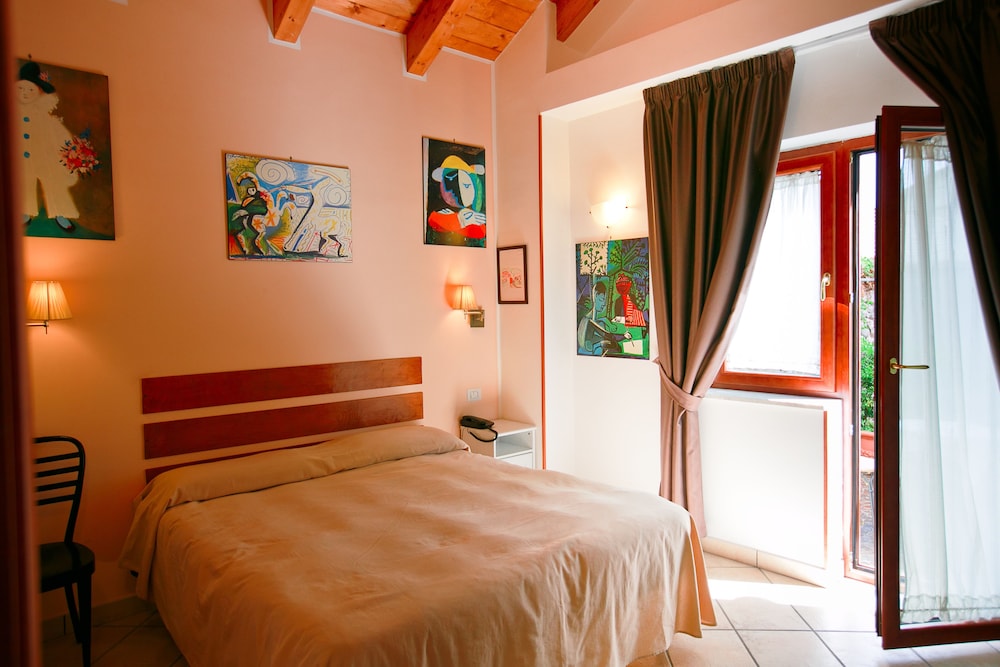 Nido Verde Hotel 10/72