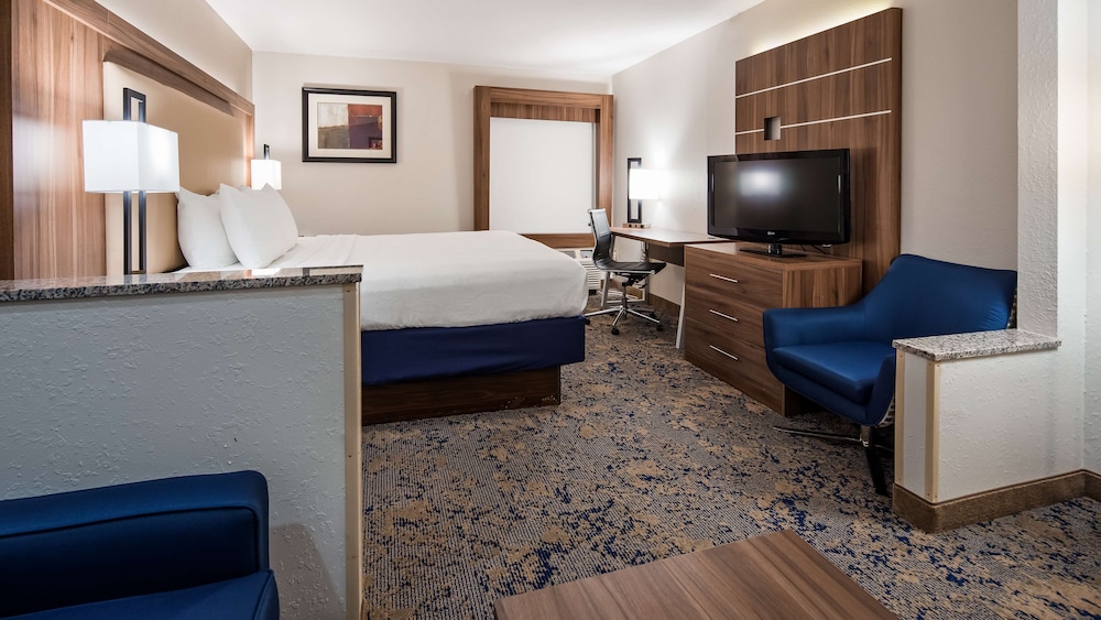 Best Western Plus Kansas City Airport-Kci East 18/43