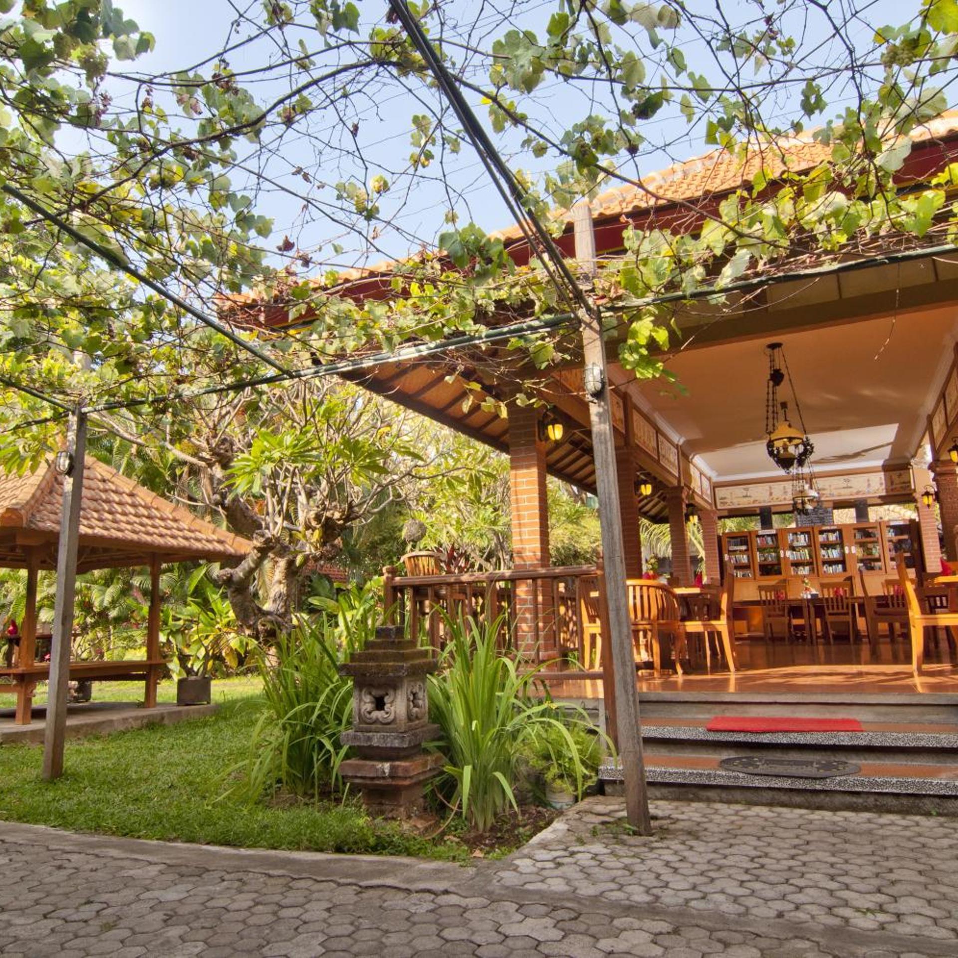 Banyualit Spa 'N Resort 38/52