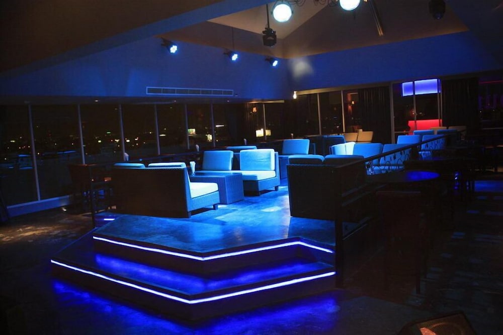 Sky Dome Resotel 9/69