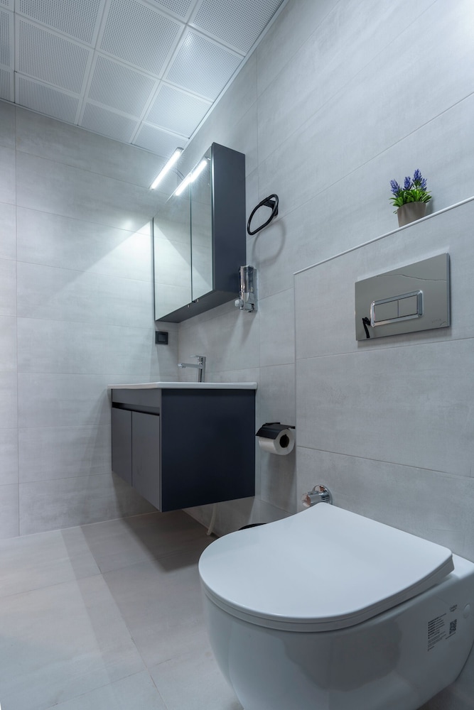 DoQu Suites&Hotel 26/28