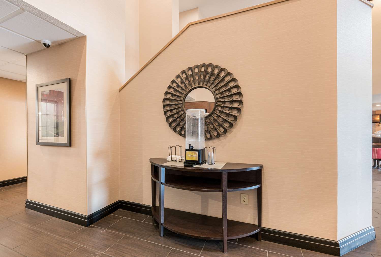 Comfort Suites Monroe 6/35