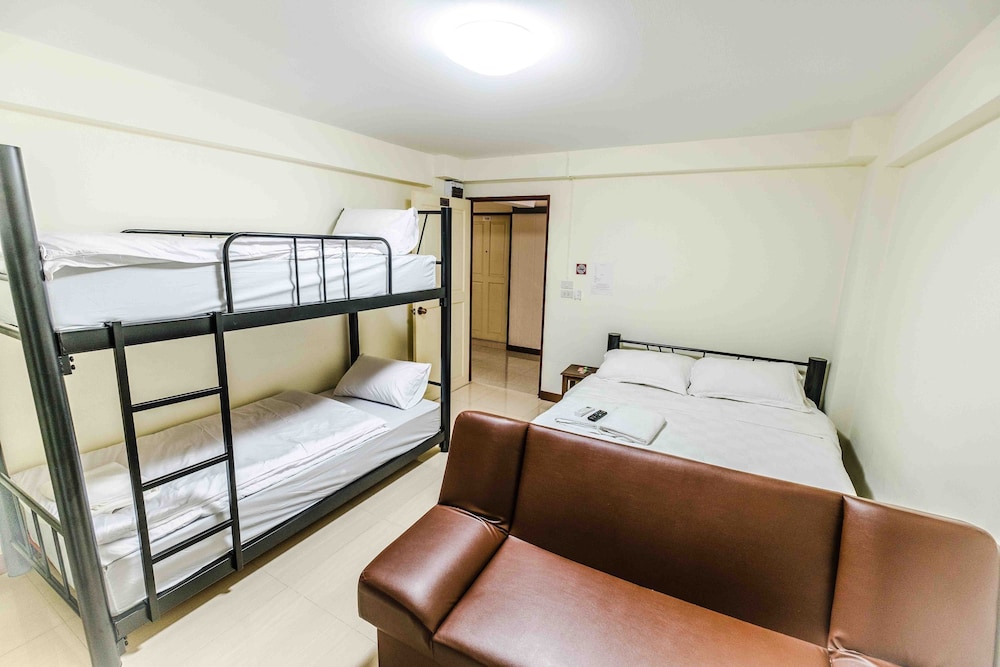 Don Muang Hotel 13/62