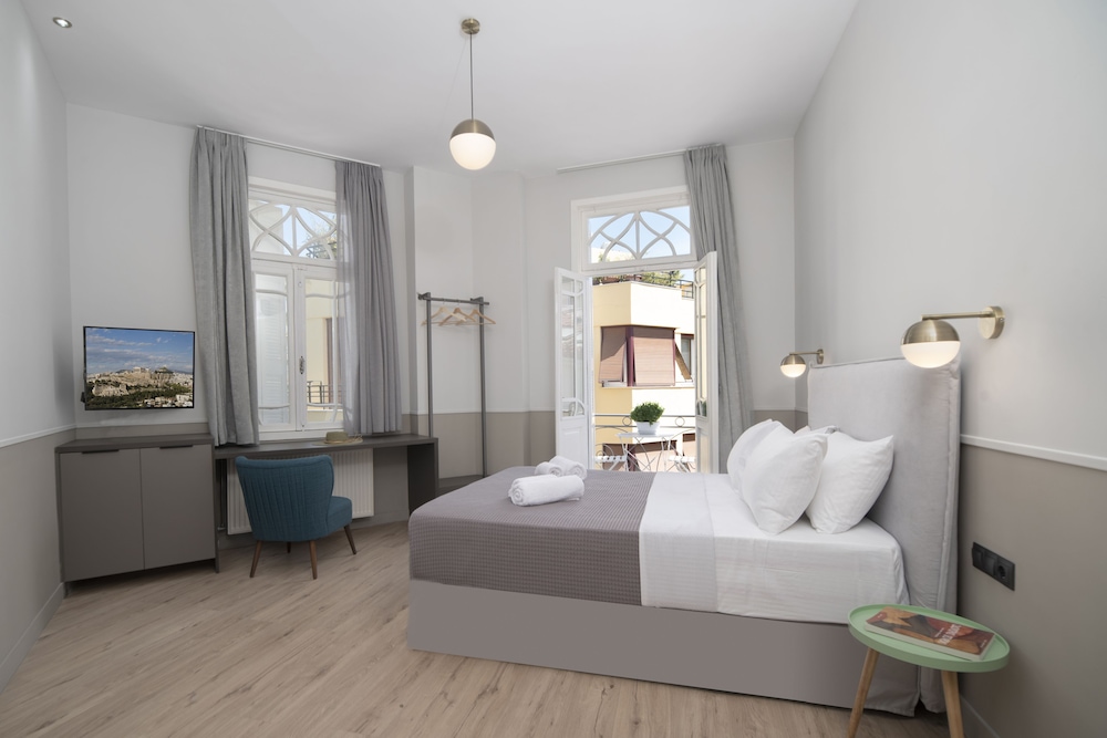 Plaka Arch Suites 17/41