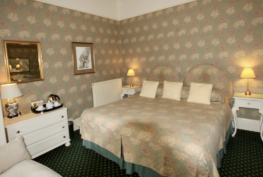 Rylstone Manor Hotel 20/50