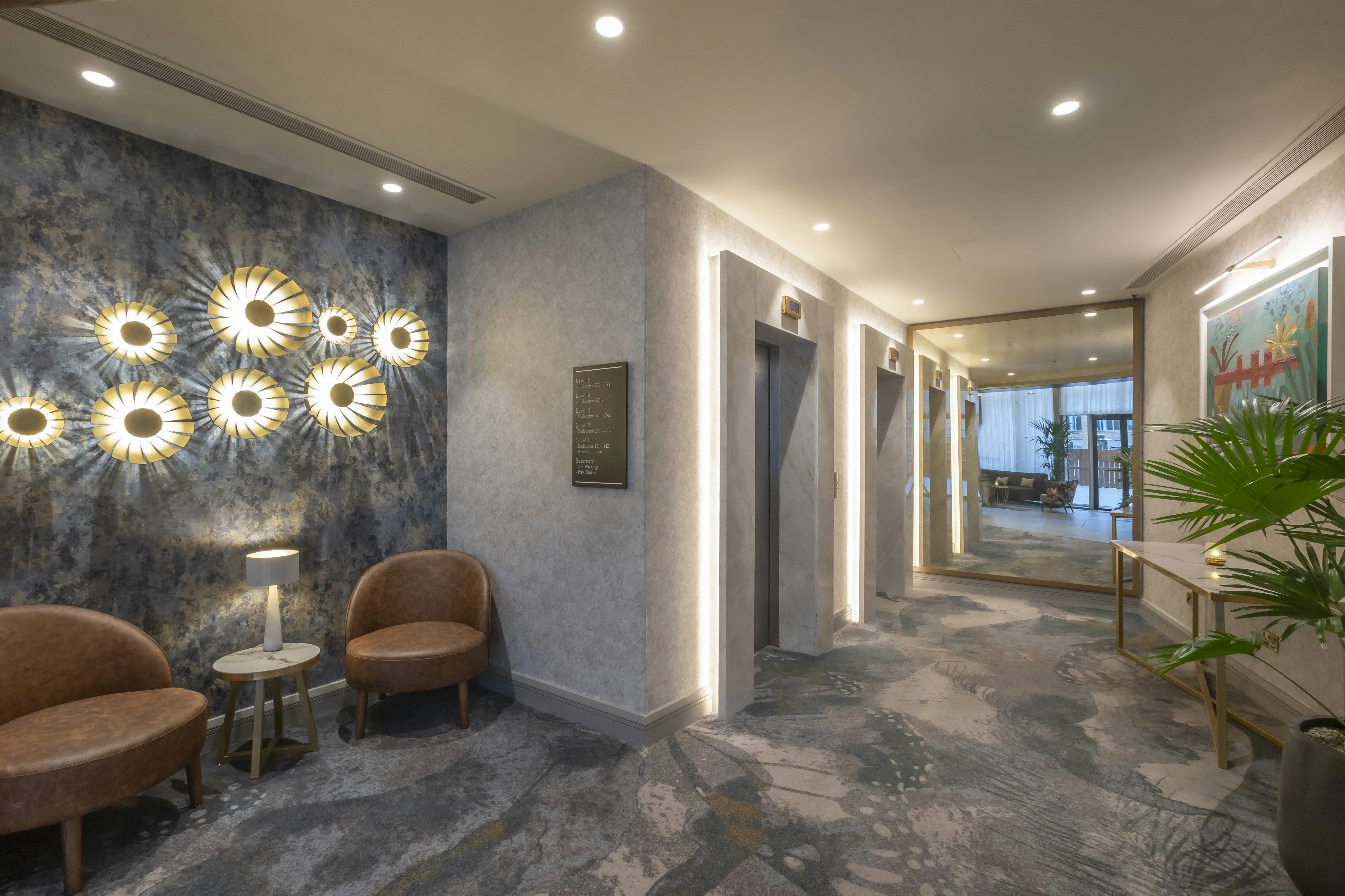 Hilton Dublin 8/50