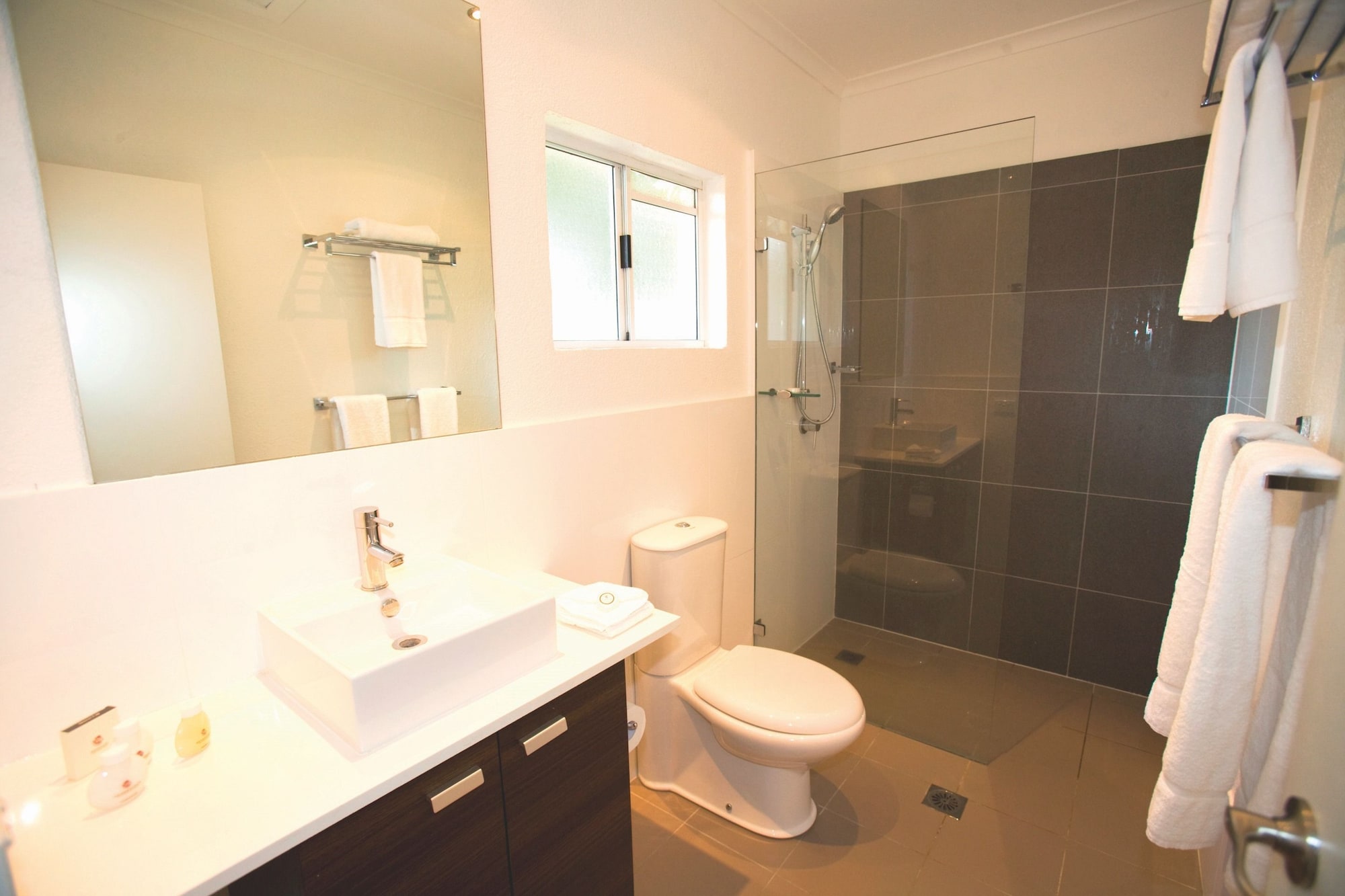 1 Bedroom, Coral, Villa, Queen Bed