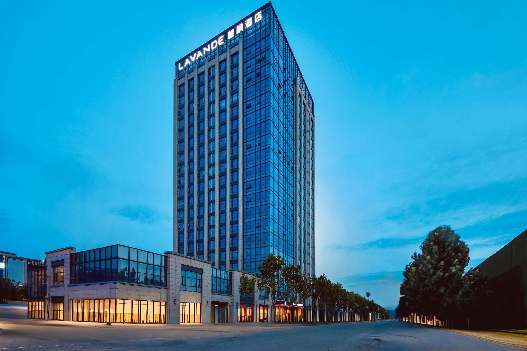 Lavande Hotel (Wuhan Optics Valley Technology Convention and Exhibition Center) 1/43