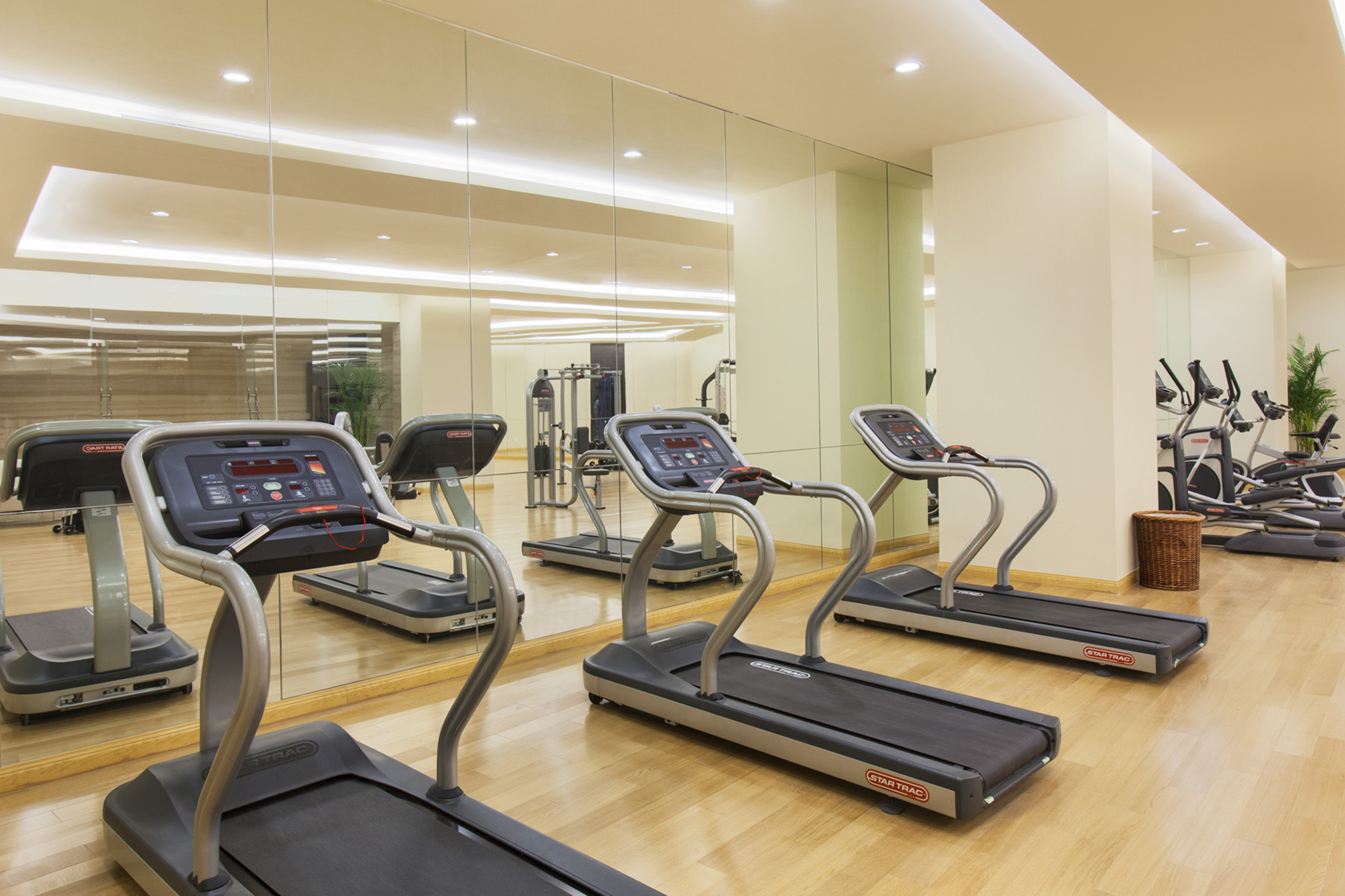 HOLIDAY INN PANJIN AQUA CITY 21/50