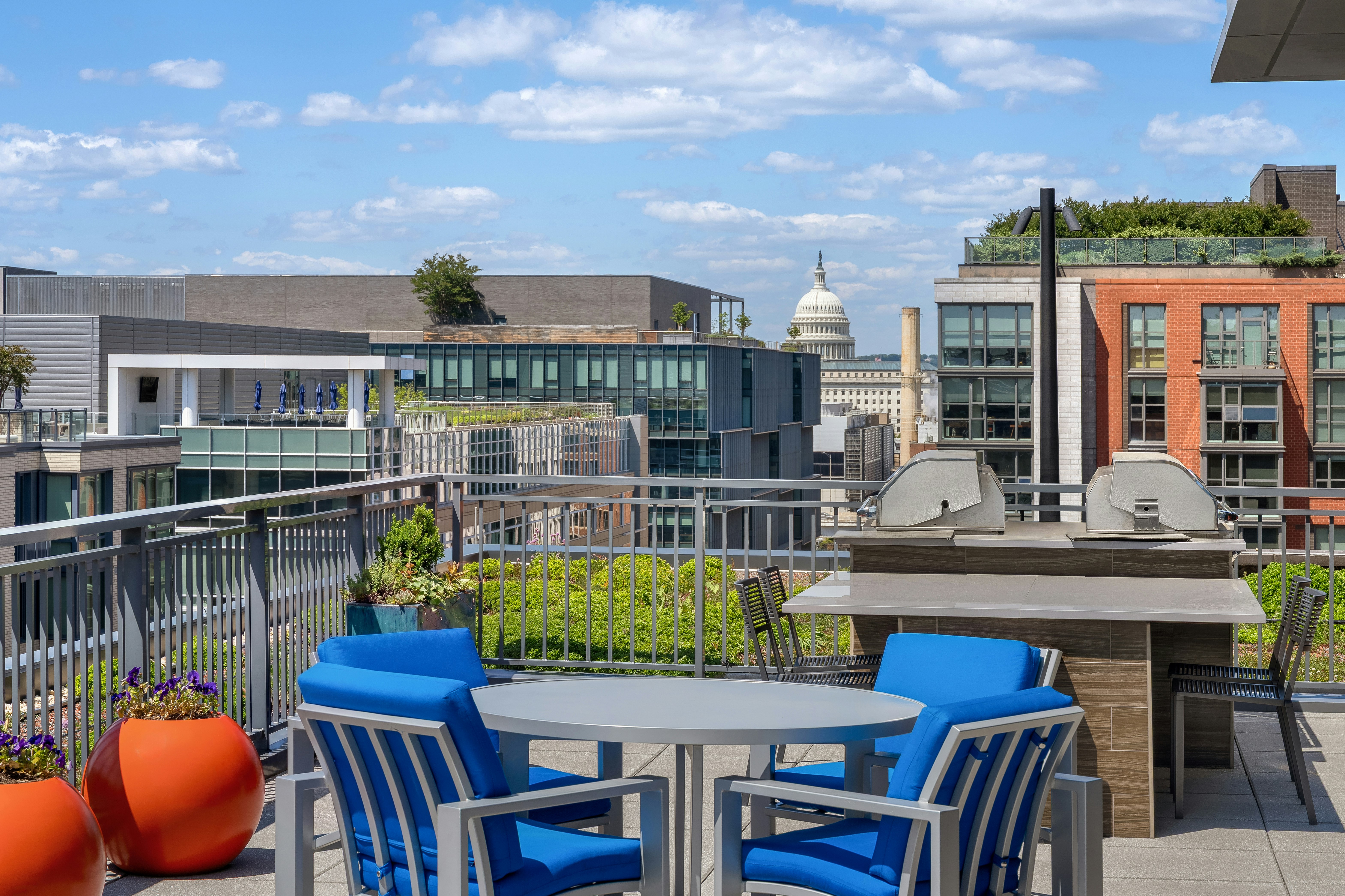 HOMEWOOD SUITES BY HILTON WASHINGTON DC CAPITOL-NAVY YARD 52/76