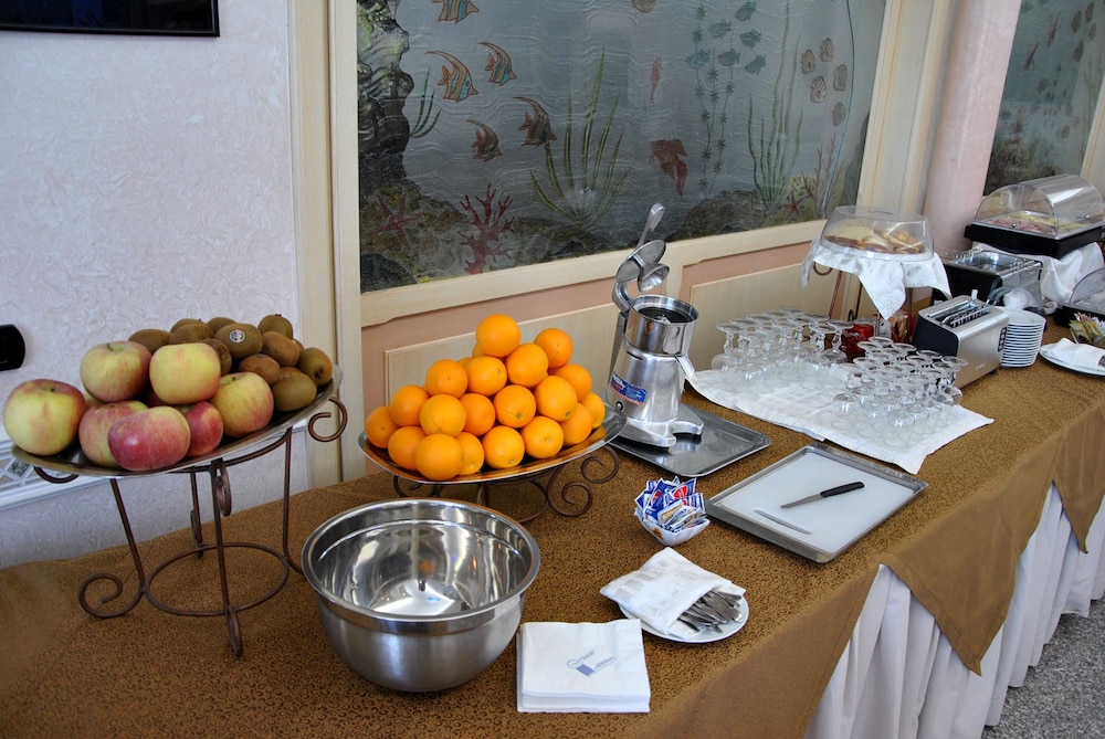 Mediterraneo Hotel 54/73