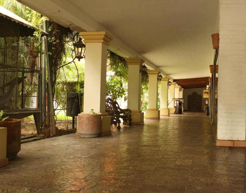 InHouse Select Hacienda Tres Rios 35/70