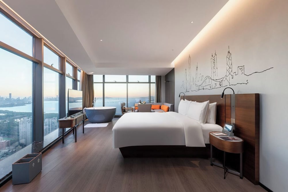 UrCove by HYATT Shenzhen Bay Mixc 15/58