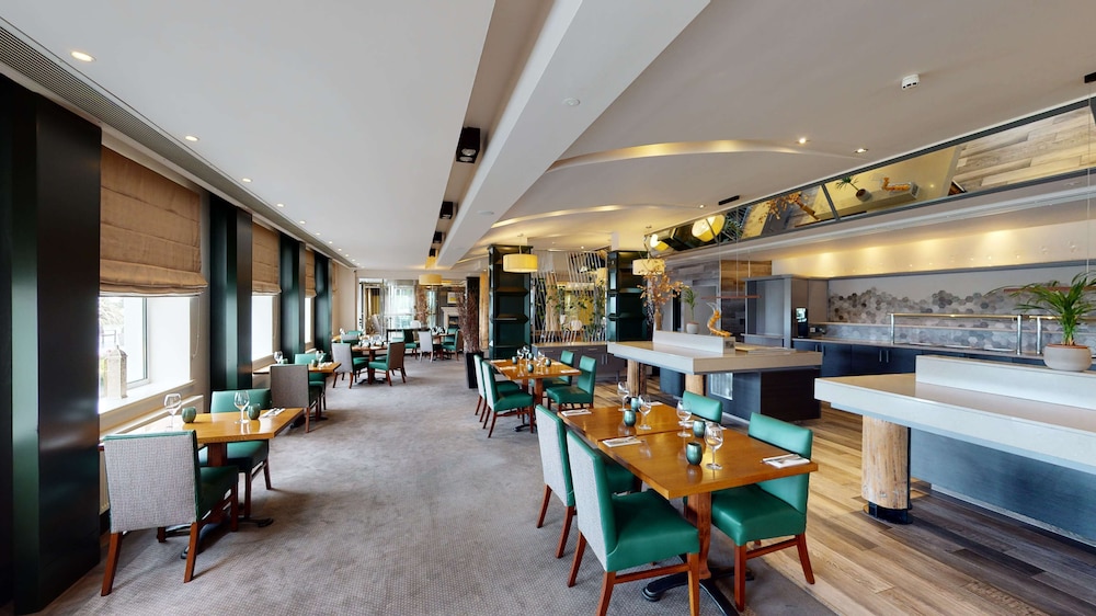 Radisson Blu Hotel and Spa Sligo 45/70
