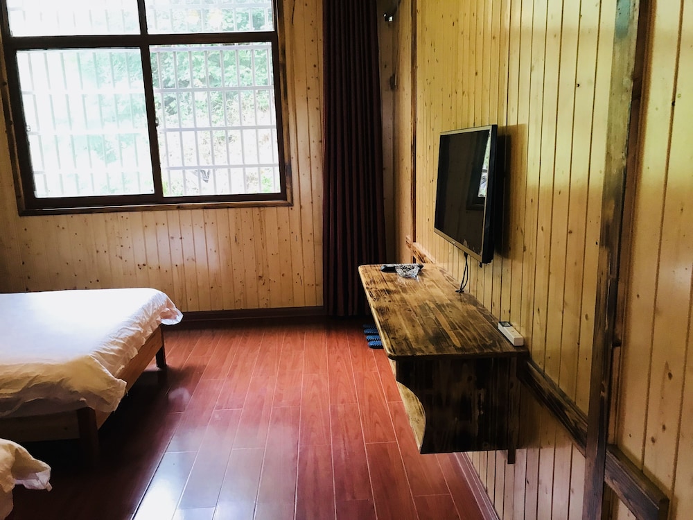 One Step To Heaven Inn 22/50