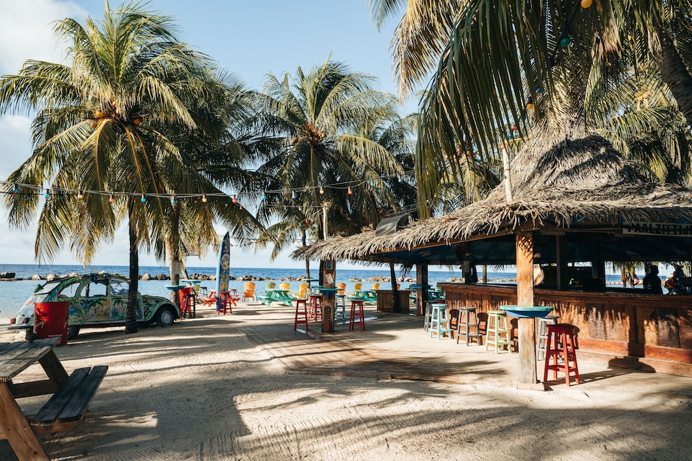The Kontiki Curacao Beach Resort 66/74