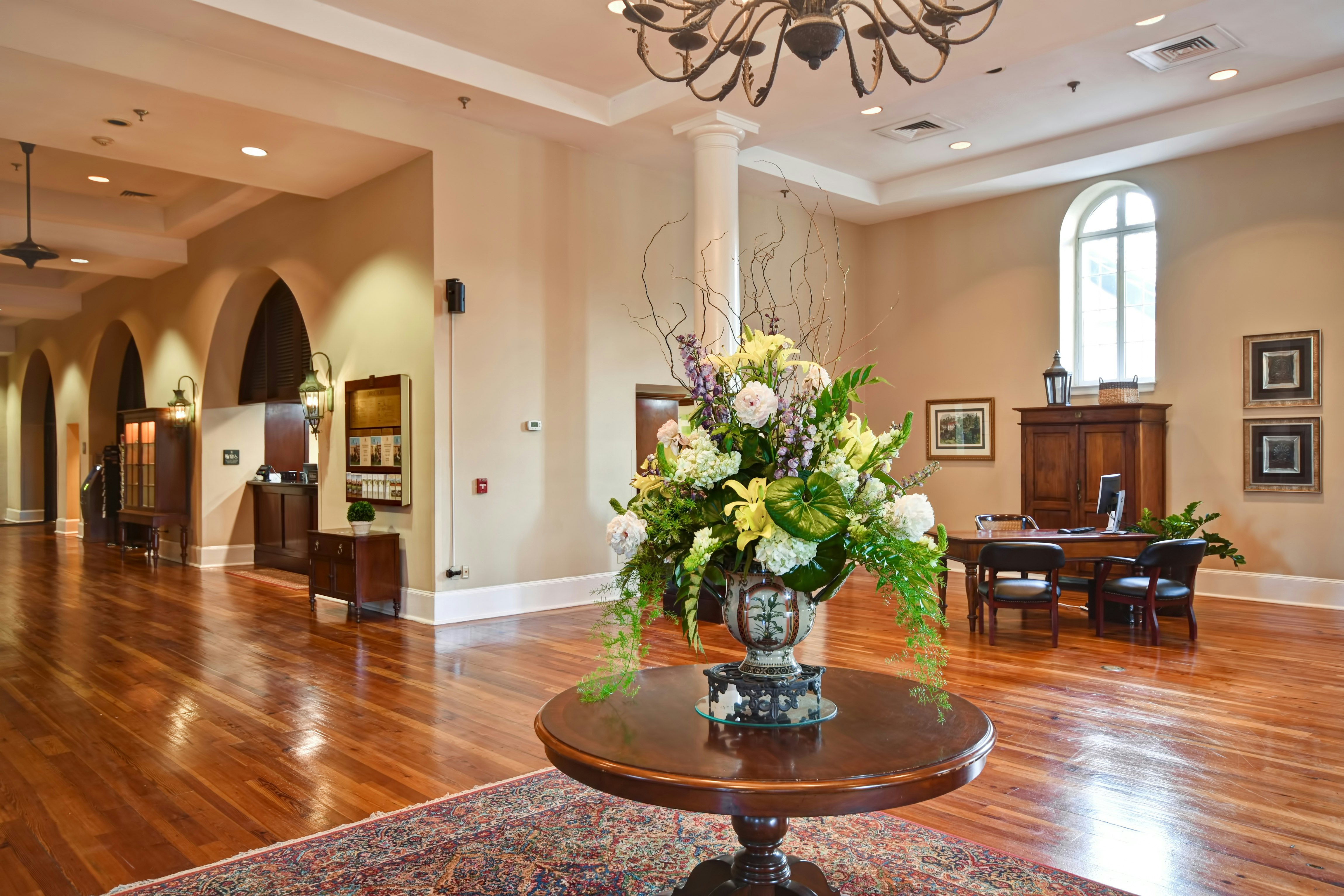 Embassy Suites Charleston Historic Charleston 6/25