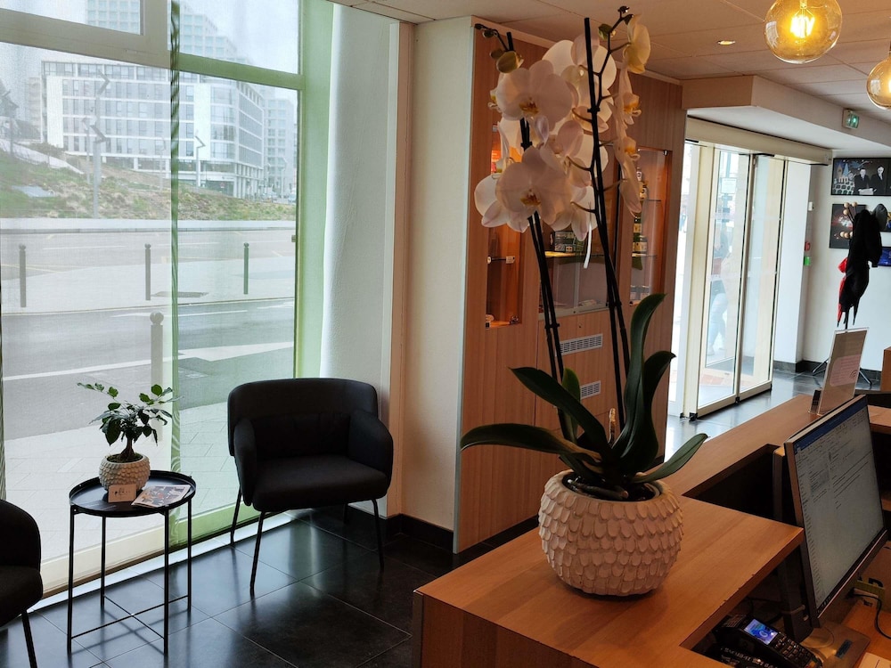 IBIS STYLES RENNES CENTRE GARE NORD 41/67