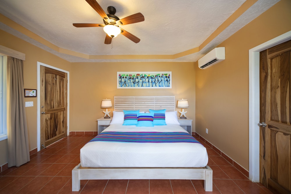 BASIC, KING BED
