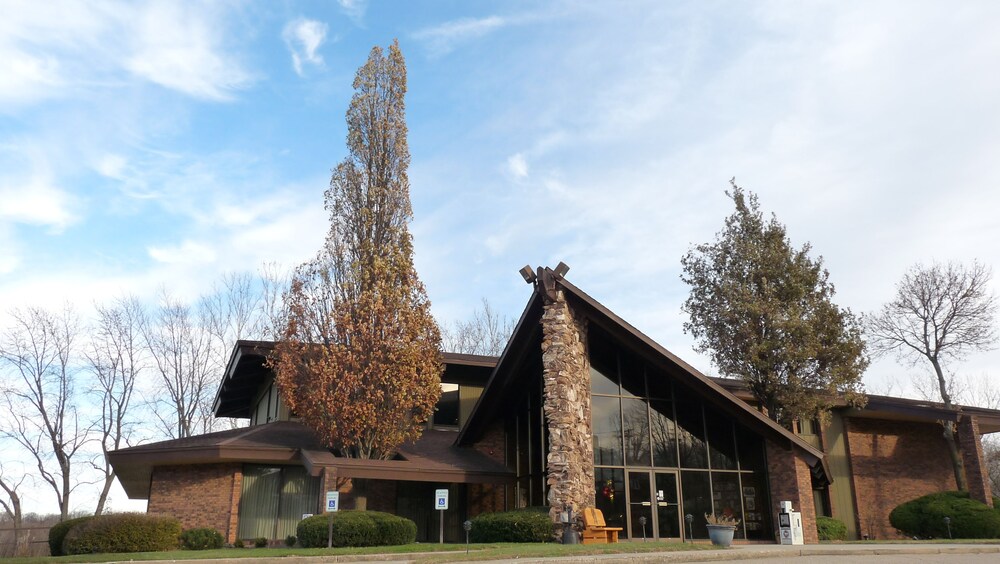 RiverBank Lodge 3/34