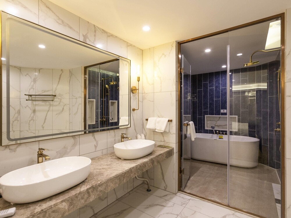 Mercure Taiyuan E Tech 51/54