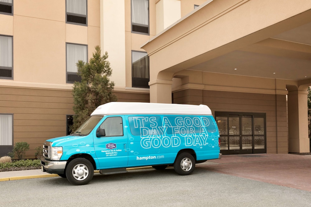 Hampton Inn & Suites Mahwah in MAHWAH - NJ