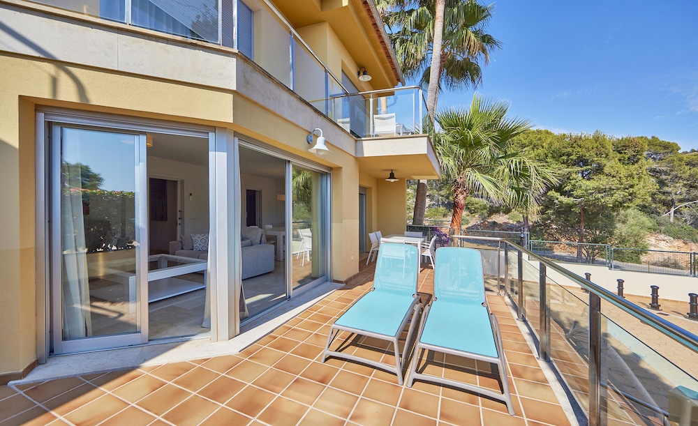 Universal Aquamarin Beach Houses 4/35