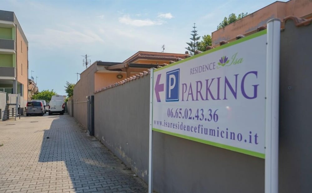 Isa Fiumicino Airport Residence 7/50