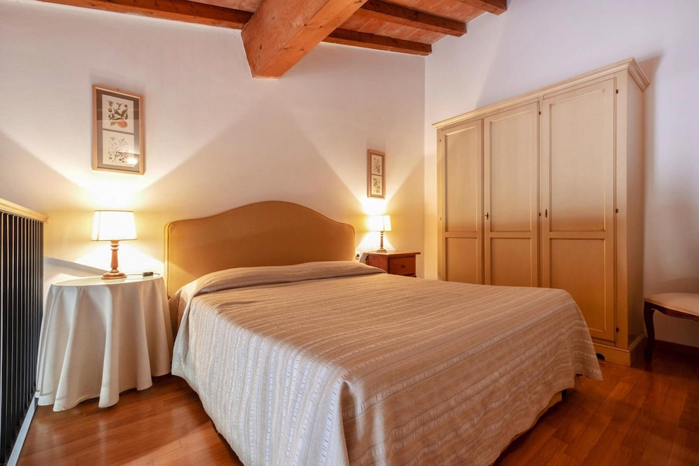 Poggio all Agnello Sport and Active Holidays 12/50