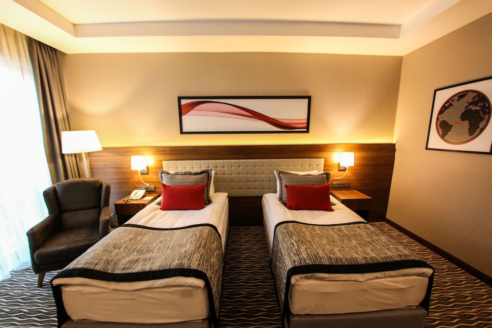 Ramada By Wyndham Nigde 7/46