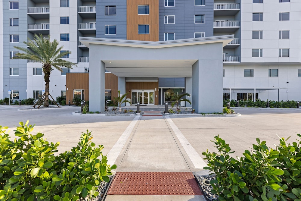 TownePlace Suites by Marriott Cape Canaveral Cocoa Beach 43/50