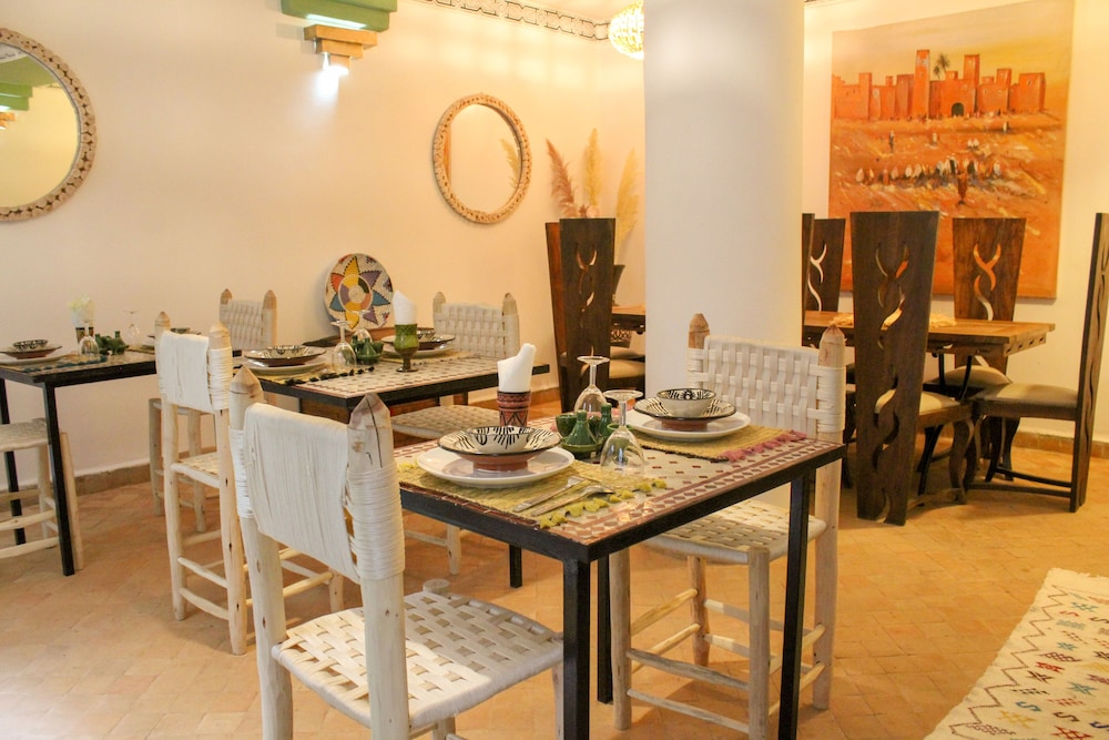 Riad Amra 29/34