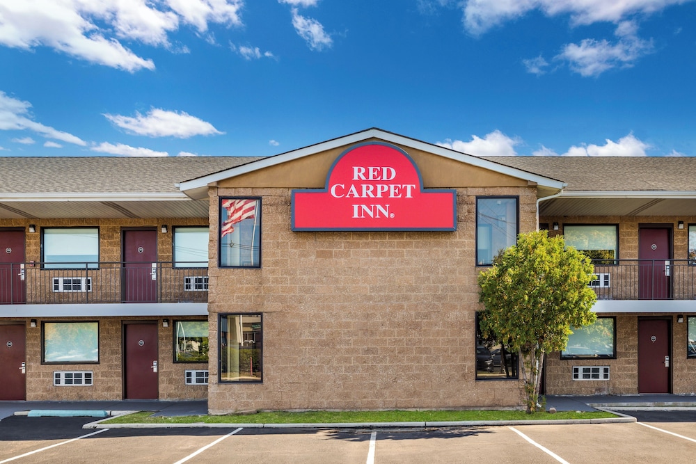 Red Carpet Inn Edison image