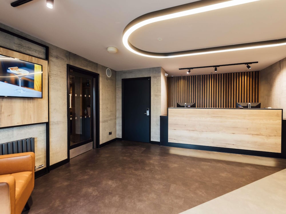Ibis Coleraine Riverside 9/60