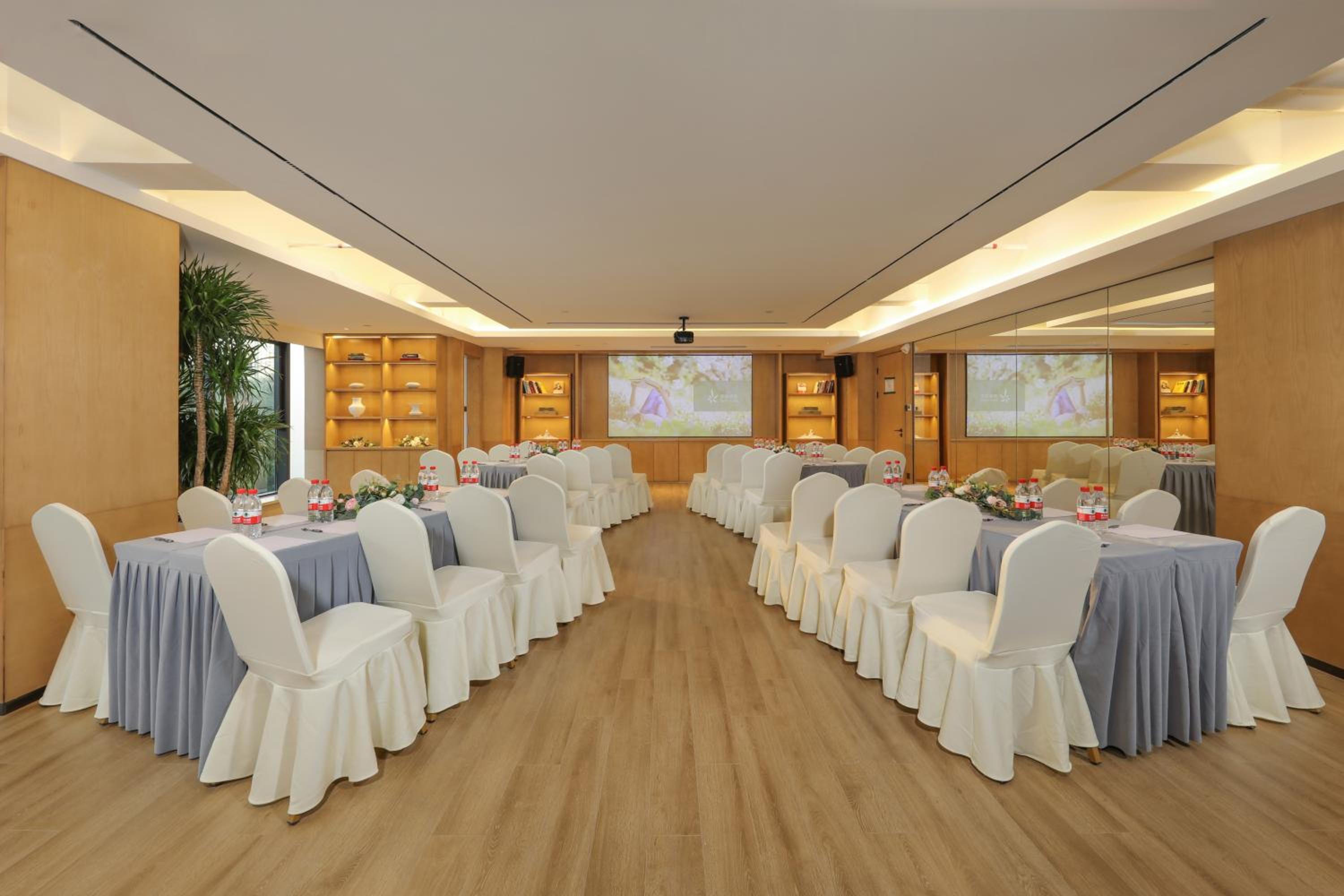 Eeril hotel (Shenzhen Futian Convention and Exhibition Center Branch) 26/40