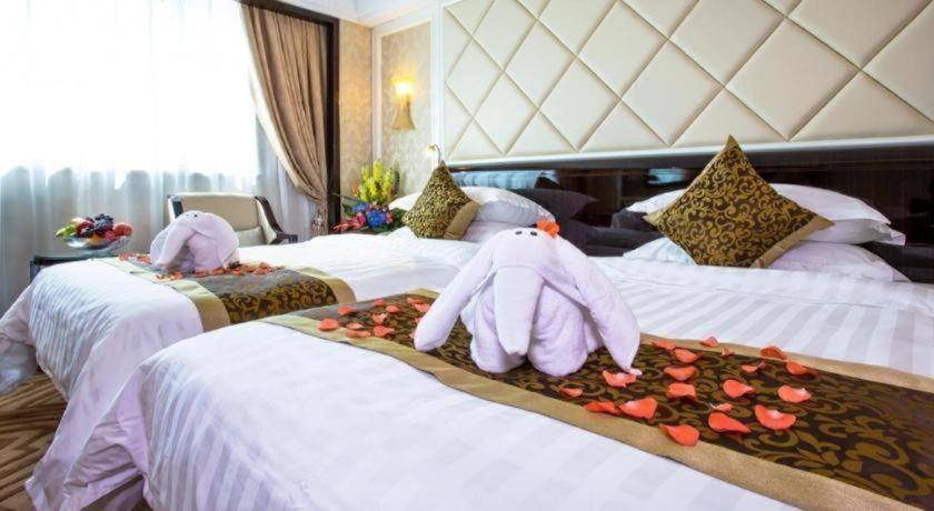 Sun City Hotel 26/50