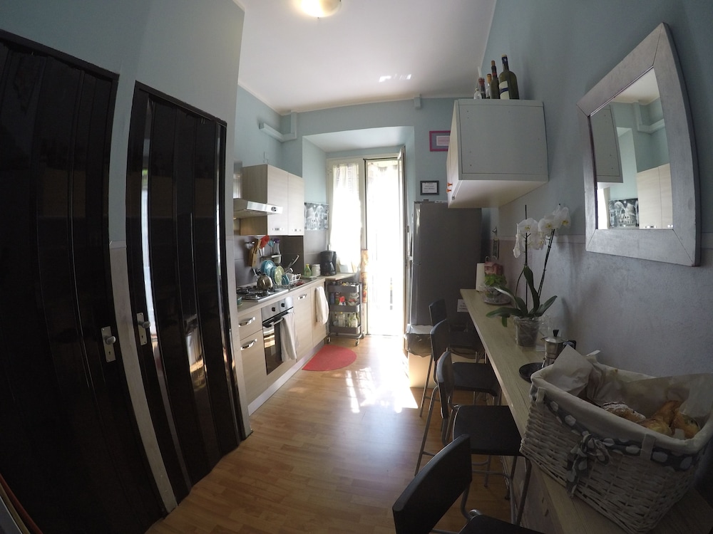 Roman Holidays Hostel 35/50