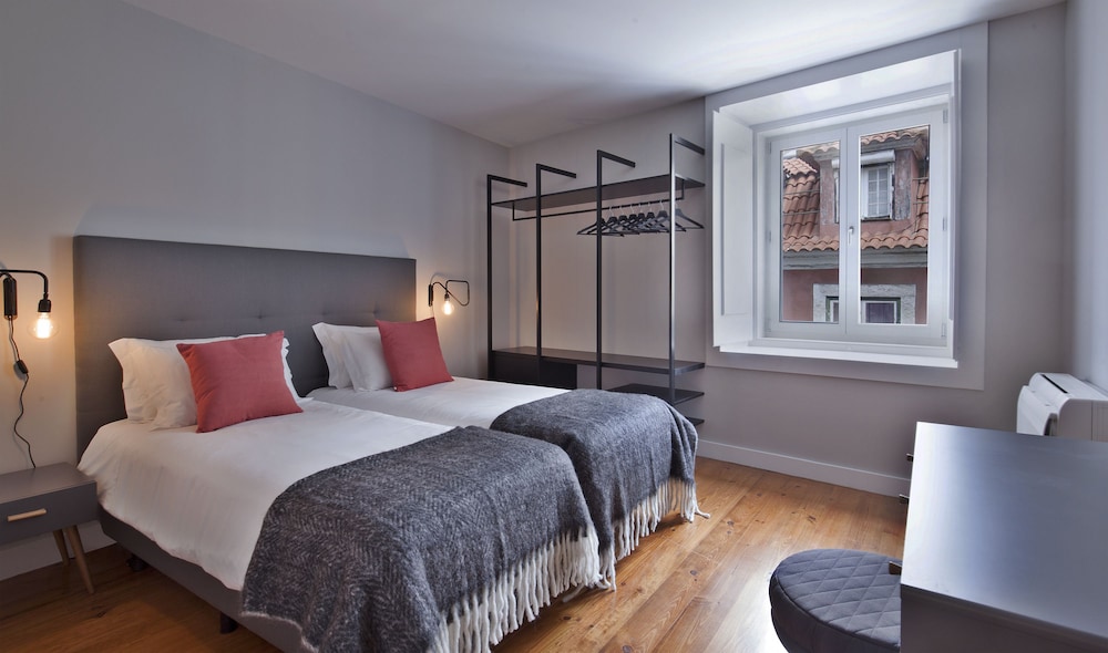 Lisbon Five Stars Apartments Combro 7 15/50