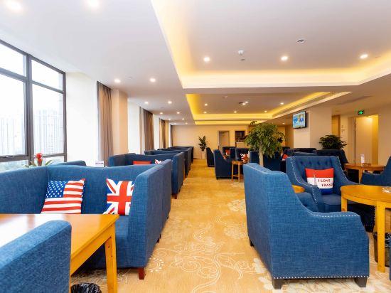 Lavande Hotel (Chongzhou Wanda Plaza) 35/51