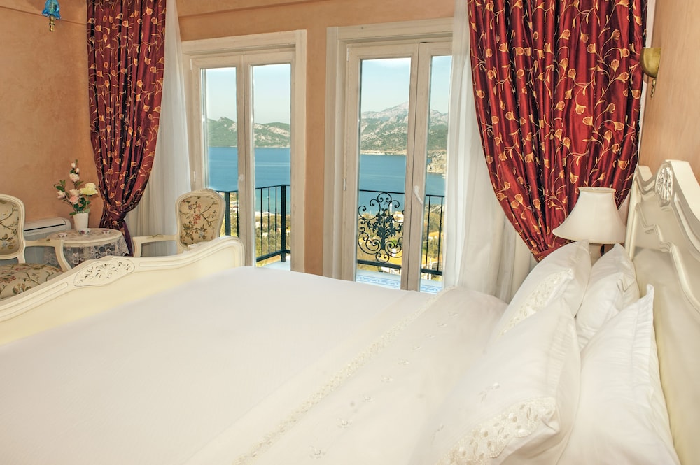 Swan Lake Boutique Hotel - Adults Only 15/67