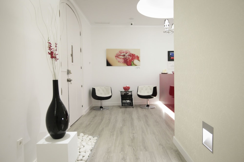 Vitium Urban Suites 2/46
