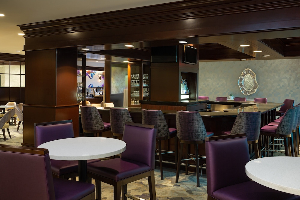 The Westin Southfield Detroit 37/56