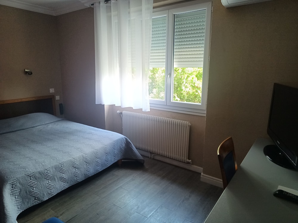 Hotel du Val de Saone 18/59