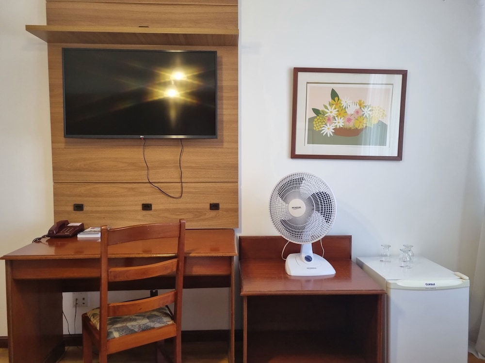 Lucape Palace Hotel 8/50