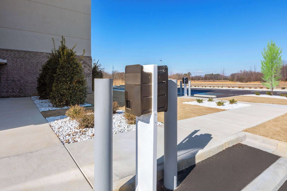 Microtel Inn & Suites by Wyndham Olive Branch 24/37