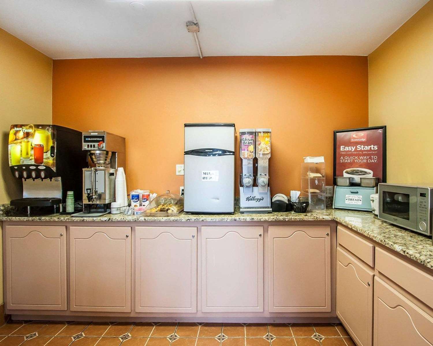 Econo Lodge Inn & Suites Tuscaloosa I-20 9/37