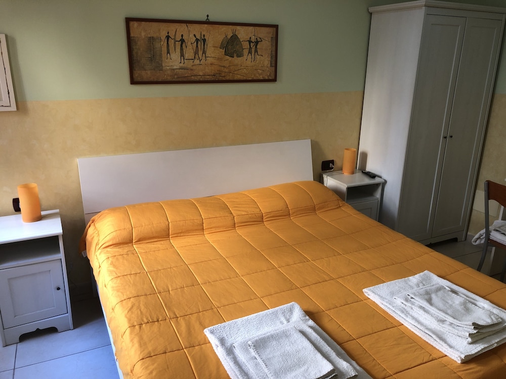 B B Quattro Palazzi Napoli 18/48