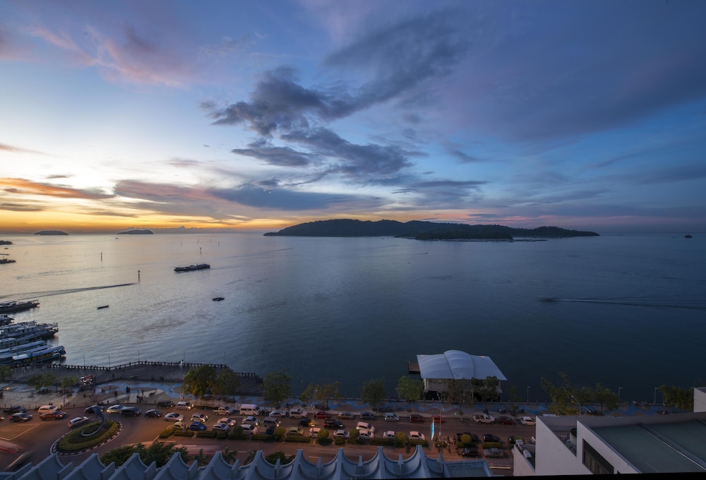 Hyatt Regency Kinabalu 53/59