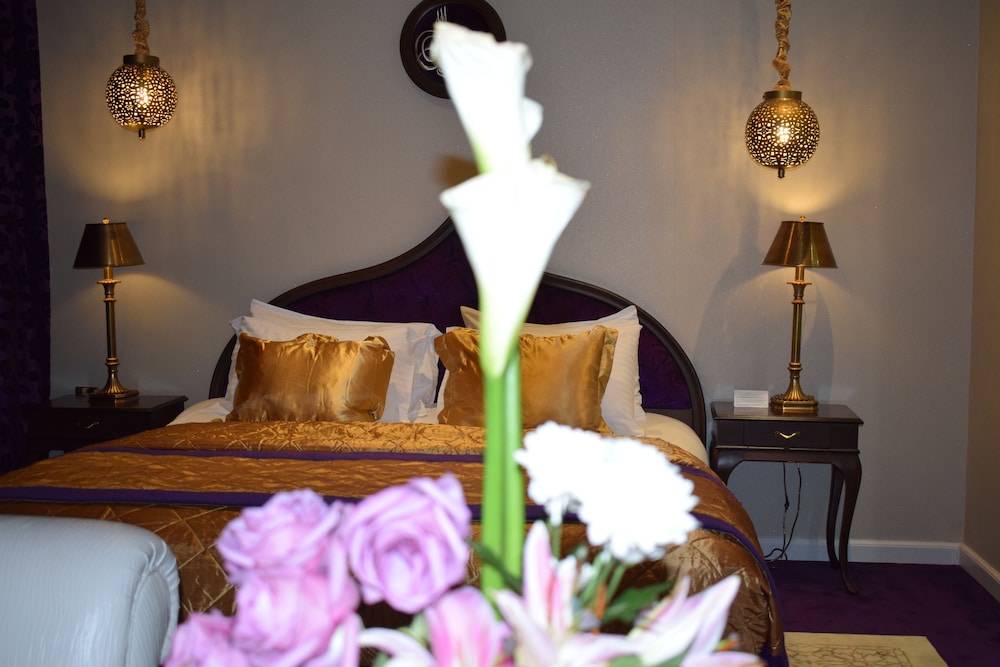 Saraya Corniche Hotel 46/83