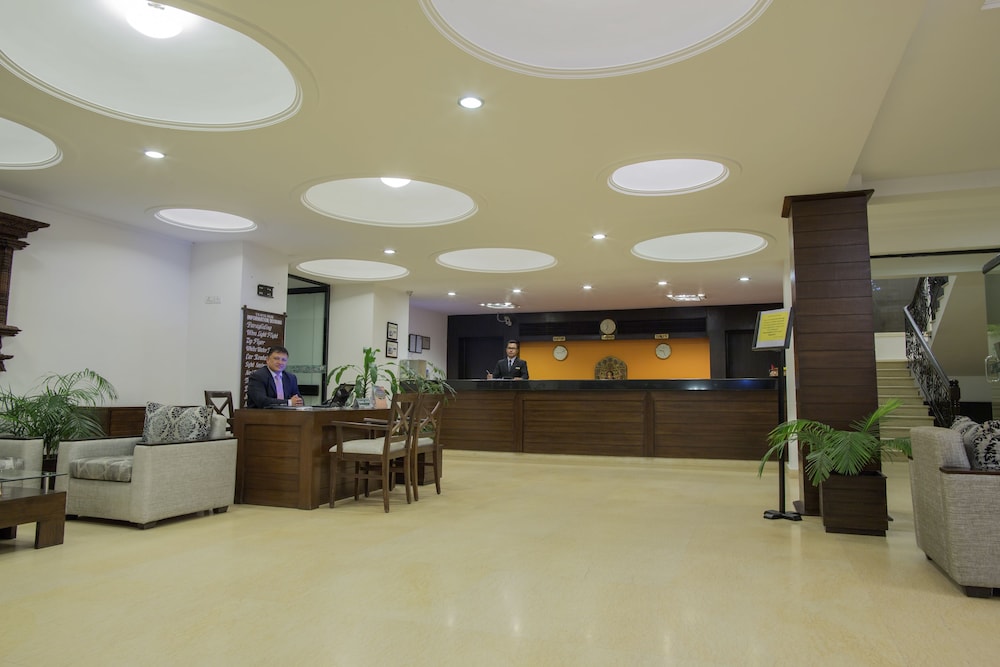 Waterfront Resort 7/50